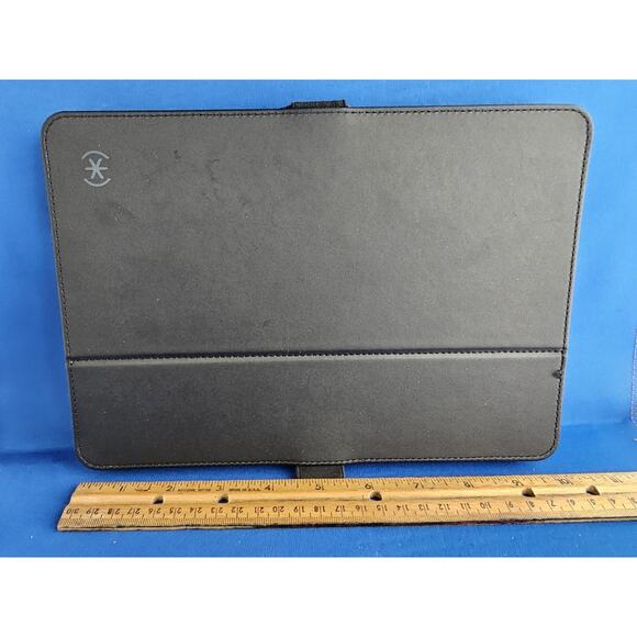 Lightly Used Speck Balance Folio iPad 10.2 Case 7th 8th 9th Gen Stand Cover Slim - Picture 7 of 8
